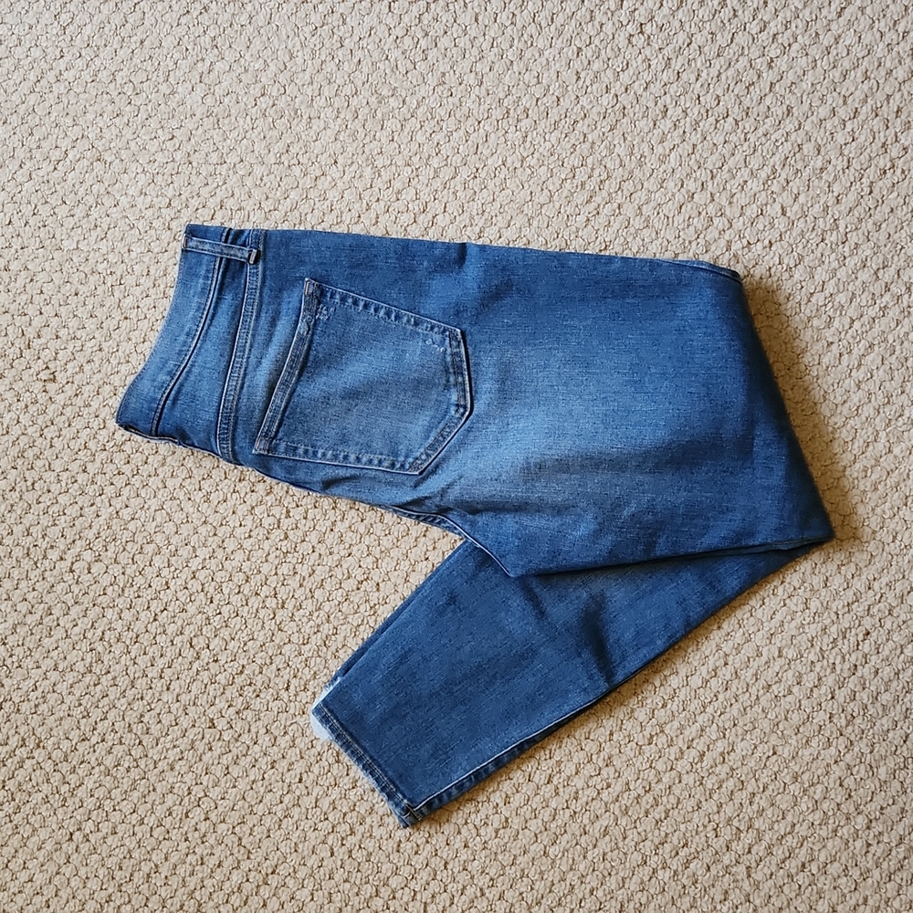 COPY - GAP true skinny ankle sky high jean